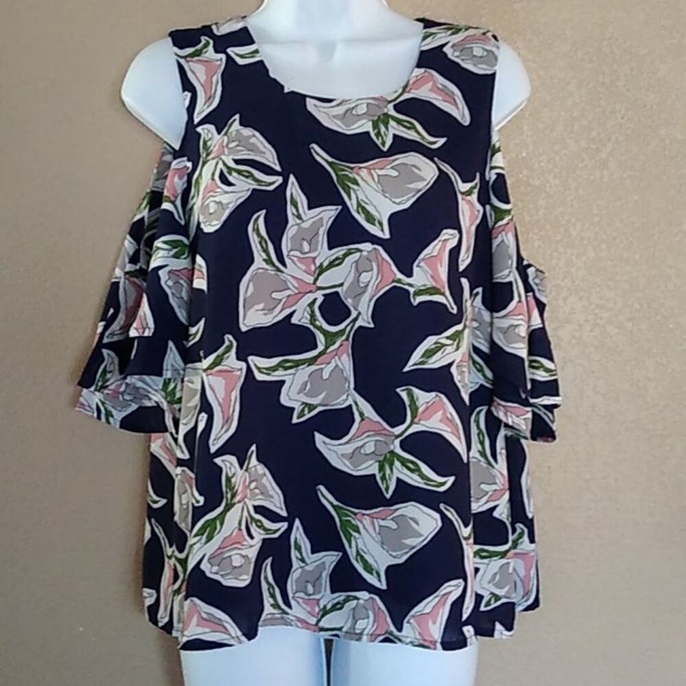 JOA Los Angeles M Cold Shoulder Blouse LG Floral